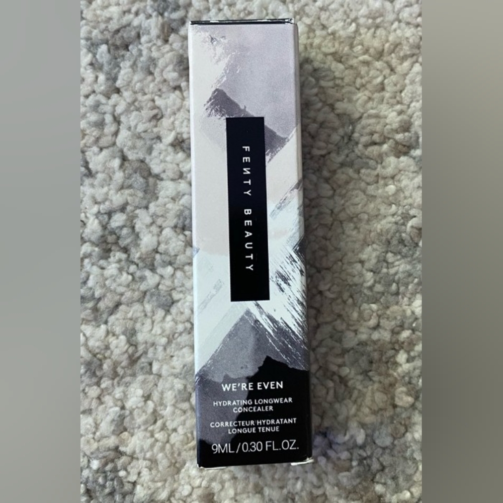Fenty Beauty We're Even Hydrating Longwear Concealer